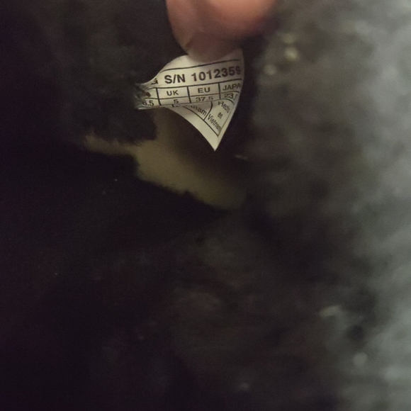 UGG Australia Black Quincy Winter boots women's 6.5 #1012359 wool lined - Picture 3 of 10